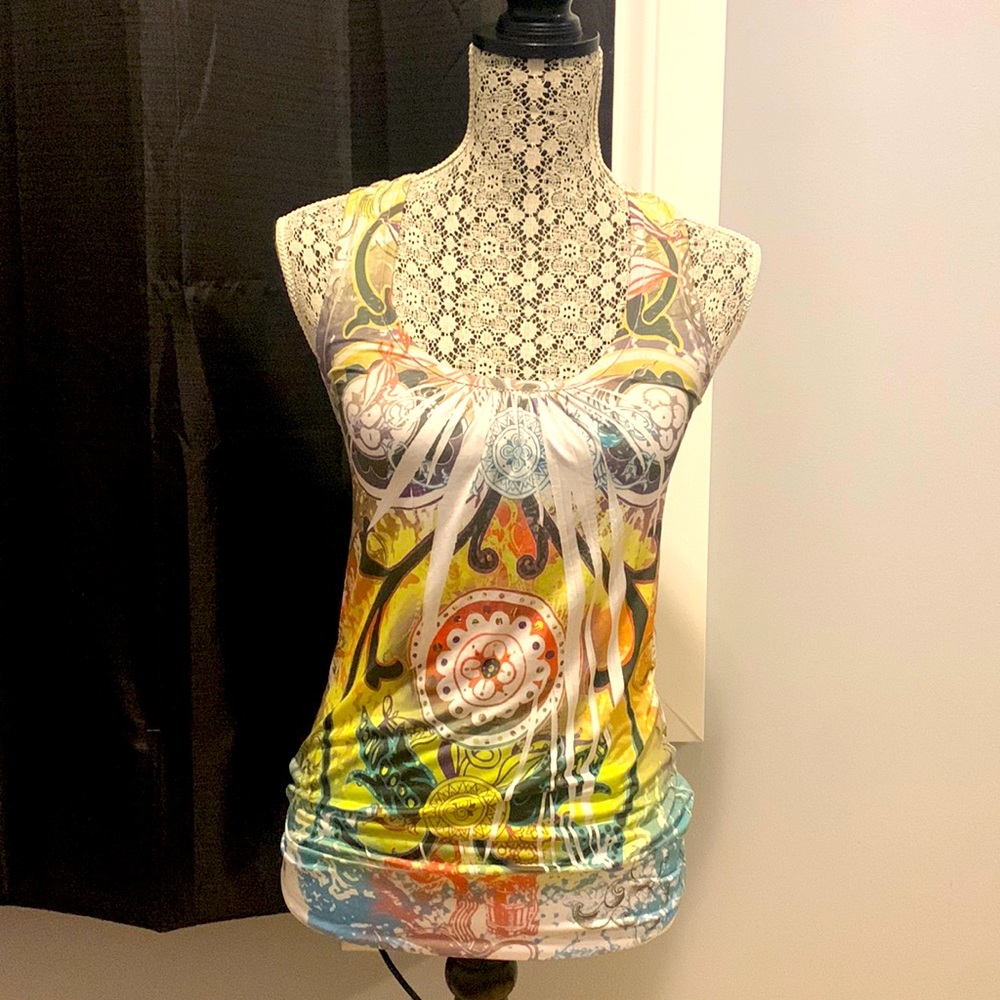 Multi-Colour Tank